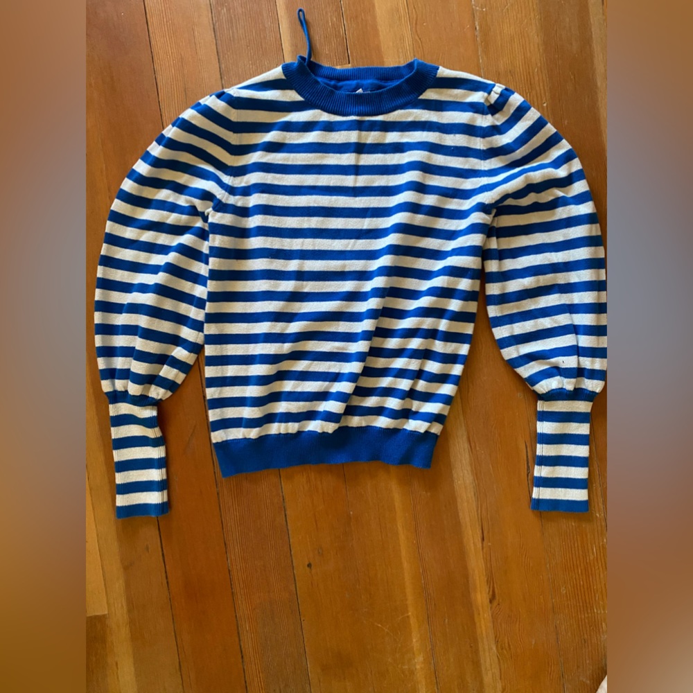 Stripes bubble sleeve sweater